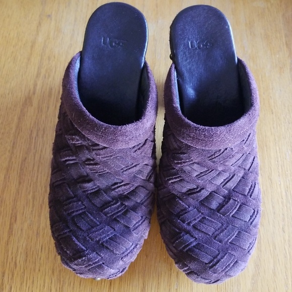 Ugg Clogs - Picture 7 of 7